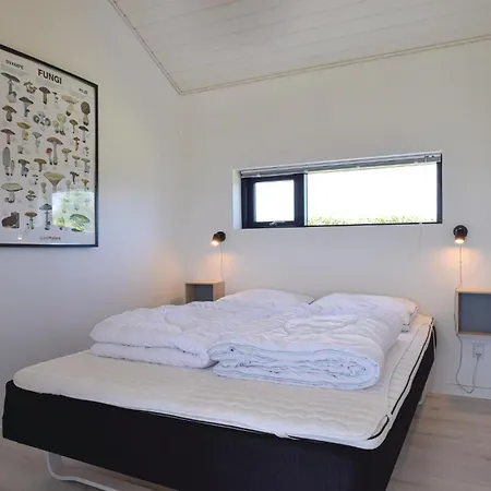 Stunning In With Kitchen Feriehus