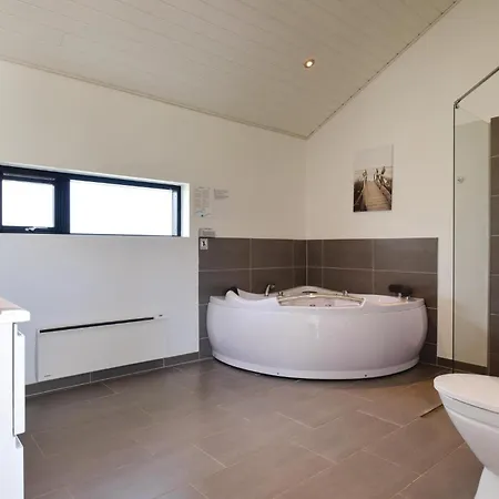 Feriehus Stunning In With Kitchen