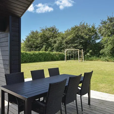 Feriehus Stunning In With Kitchen
